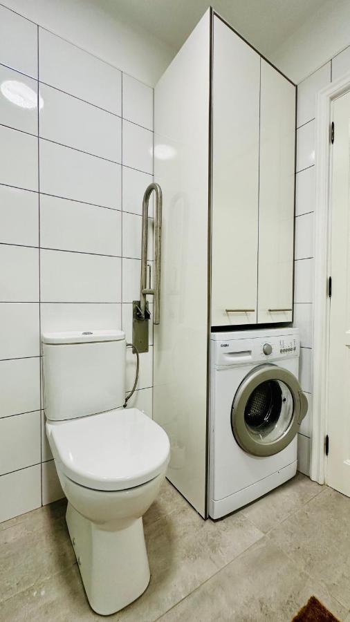 Sunset Apart, Large Terrace, Pool, Location!