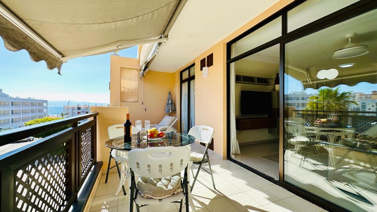 Sunset Apart, Large Terrace, Pool, Location! Apartment Puerto de Santiago (Tenerife)