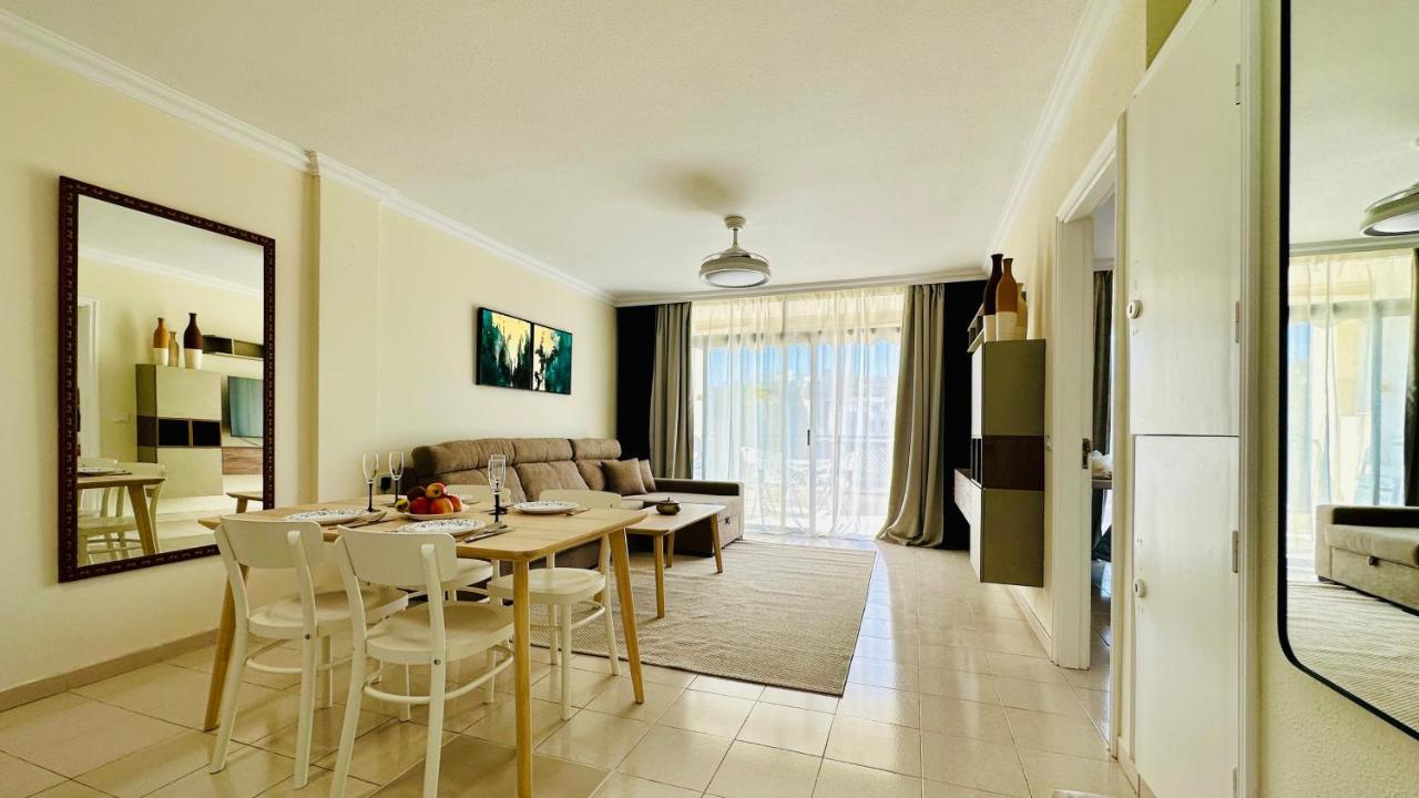 Sunset Apart, Large Terrace, Pool, Location!